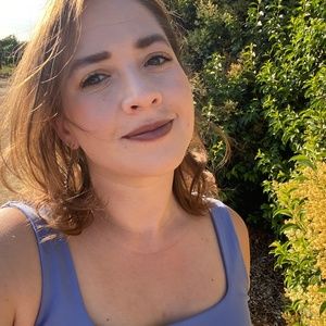 Meet your Posher, Ana karyna